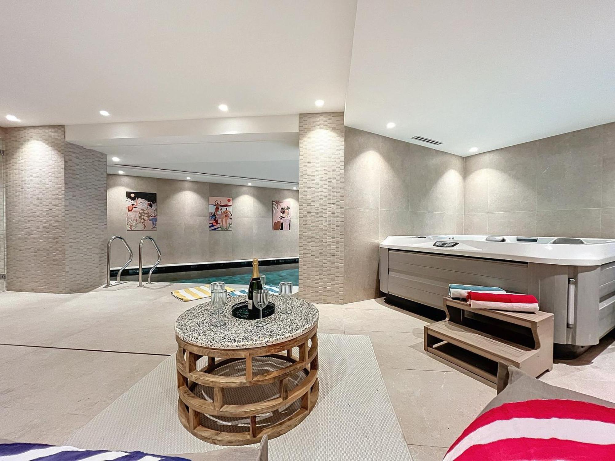 Chalet Meribel, 11 Pieces, 15 Personnes - Fr-1-688-79 Eksteriør bilde